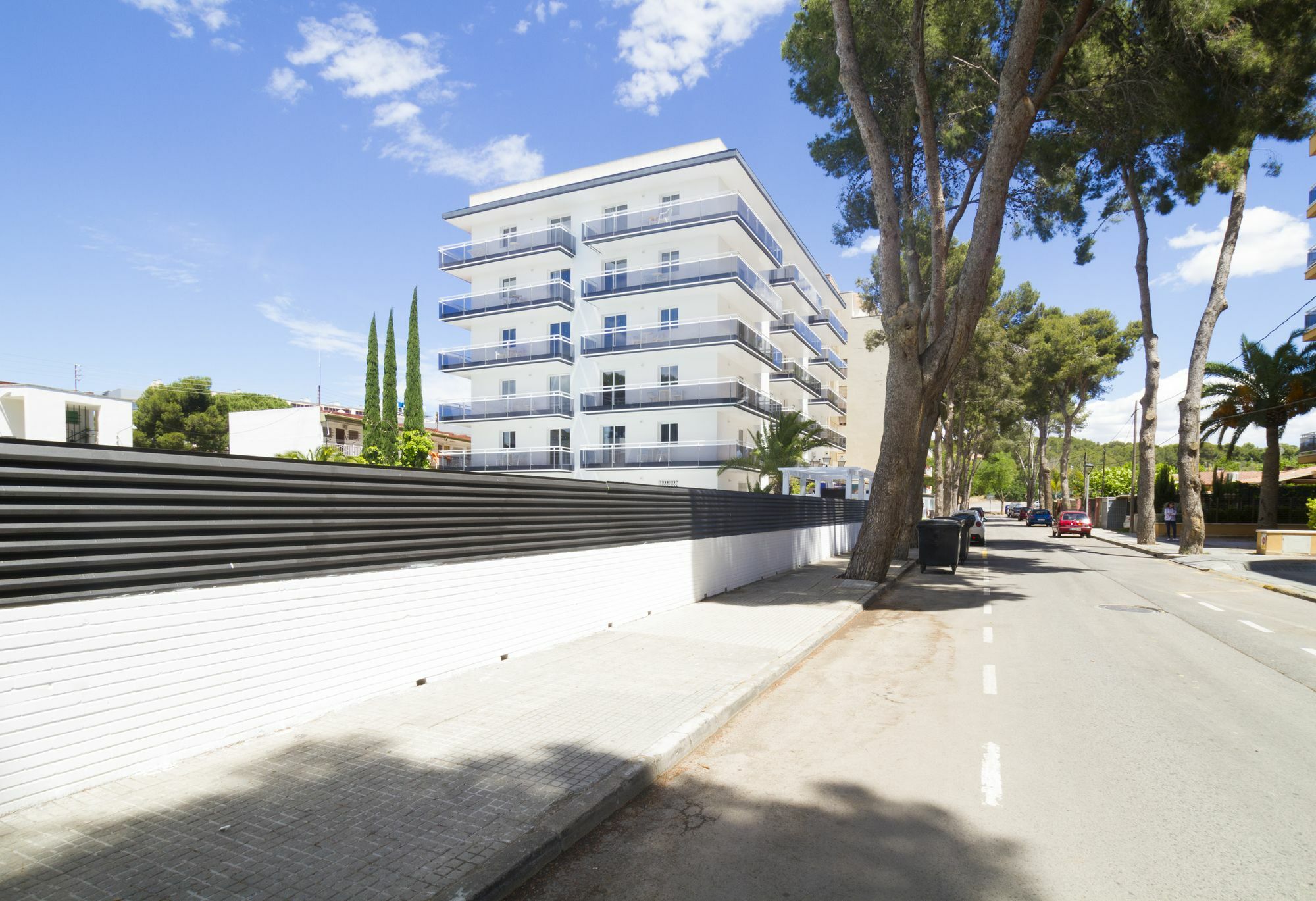 Apartamentos InterSalou Priorat Exterior foto
